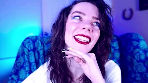 Bella Bondai online show from February 7, 2:59 am