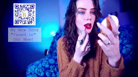 Snapshot of xobondaixo chatting on May 10, 8:52 am Bella Bondai online show from May 10, 8:52 am