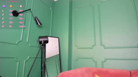 Snapshot of xohanna chatting on March 13, 6:31 am Milana online show from March 13, 6:31 am