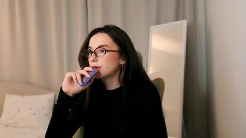 Jane online show from February 28, 8:21 pm