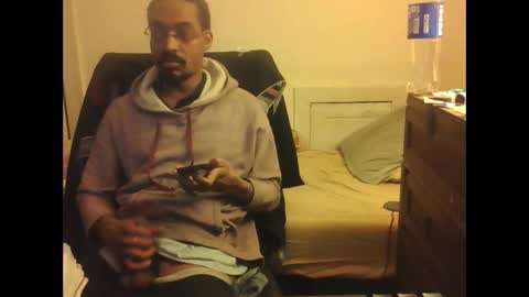 Snapshot of xone6 chatting on March 4, 6:58 am .-X-. online show from March 4, 6:58 am