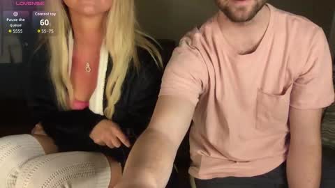 xoprincesspeachxo online show from January 18, 10:57 pm