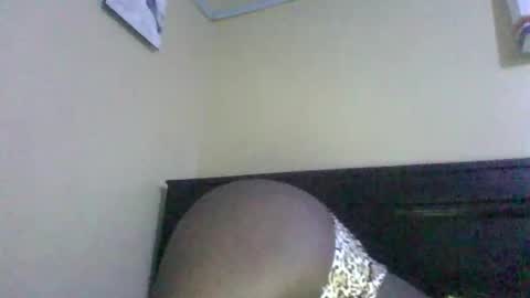 xoxo_last online show from October 6, 8:23 am