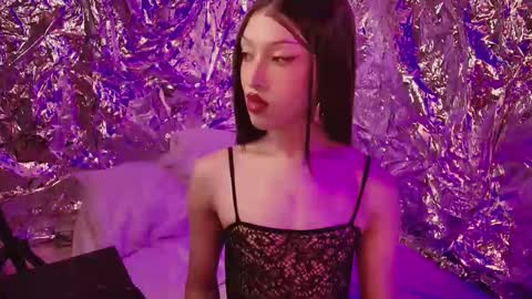 Nadja online show from February 9, 4:05 am