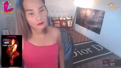 Snapshot of xqueenyasiandomcumx chatting on November 1, 12:01 am address me as QUEEN NINA A Little Bit of ANGELIC FACE with a Wild Demonic Side online show from November 1, 12:01 am