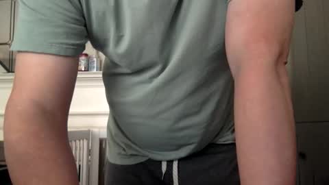 Snapshot of xrdrcrx chatting on January 8, 9:28 pm xrdrcrx online show from January 8, 9:28 pm