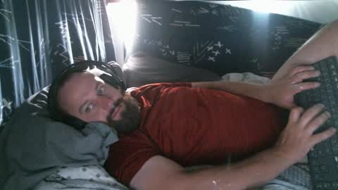 Red online show from January 22, 4:55 am