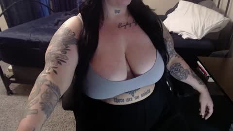 xorileyschembri online show from December 2, 12:30 am