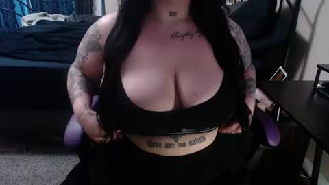 xorileyschembri online show from March 2, 1:47 am