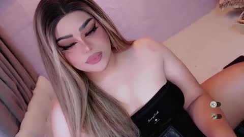 xsabbylicious69 online show from April 20, 3:09 am