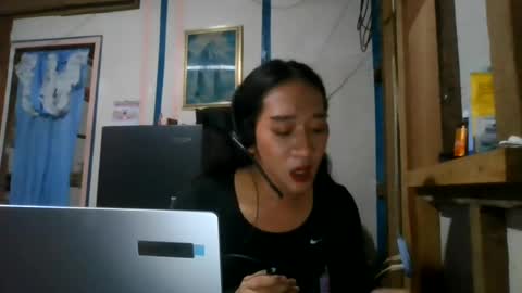 Snapshot of xsamantha_x chatting on July 6, 3:58 pm xsamantha_x online show from July 6, 3:58 pm