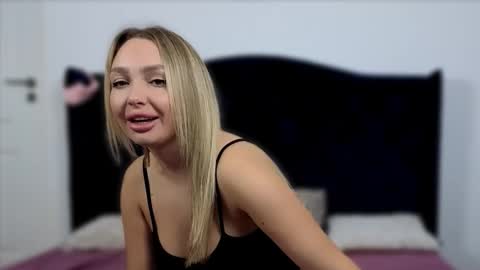 AnnaMaee online show from October 30, 6:41 pm