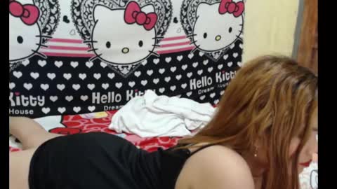 Snapshot of xsexyhotmomma69x chatting on December 16, 3:11 pm merayel online show from December 16, 3:11 pm