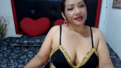 Snapshot of xshopyx chatting on March 16, 5:44 am xshopyx online show from March 16, 5:44 am