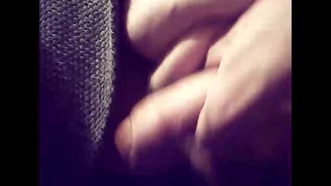 Snapshot of xsoul72 chatting on April 2, 4:10 am xsoul72 online show from April 2, 4:10 am