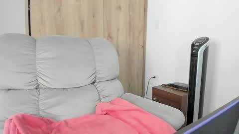 Snapshot of xspecialroomx chatting on May 2, 7:30 pm Hellen Sofia instagram hellen5546 online show from May 2, 7:30 pm