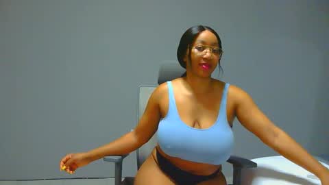 spykeXtee online show from March 30, 5:30 am