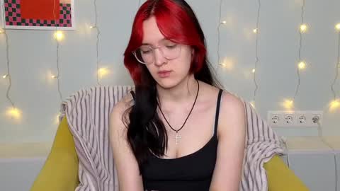 xteeenx online show from February 6, 2:22 am