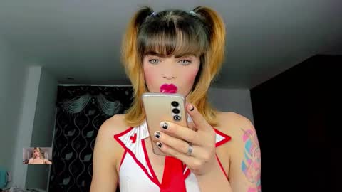 Femboy Exotic online show from October 17, 8:28 am