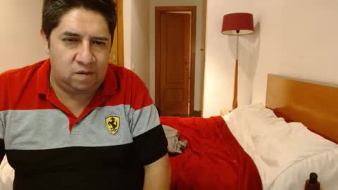 thiagoeva online show from March 3, 12:05 pm