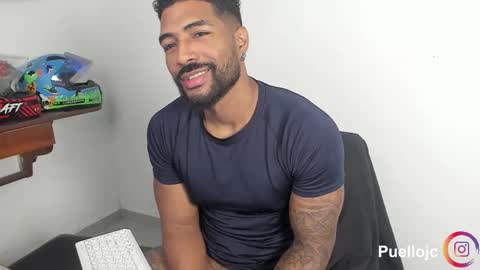 Snapshot of xtipp3r chatting on March 14, 11:26 am Stipp3r online show from March 14, 11:26 am