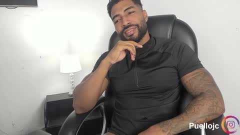 Snapshot of xtipp3r chatting on March 26, 2:00 pm Stipp3r online show from March 26, 2:00 pm