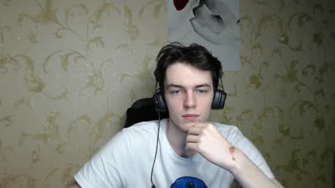 traqqq online show from March 17, 3:48 pm