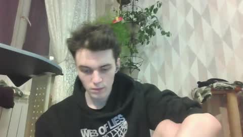 traqqq online show from May 3, 7:42 pm