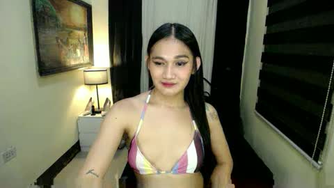 xtspetitehugecock online show from February 11, 9:09 pm