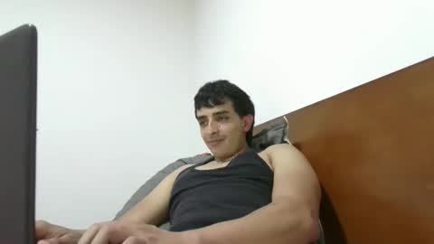 Snapshot of xvibe_hotx_x chatting on May 4, 3:30 pm Jackee online show from May 4, 3:30 pm