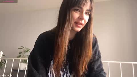 Lily online show from March 9, 11:58 am