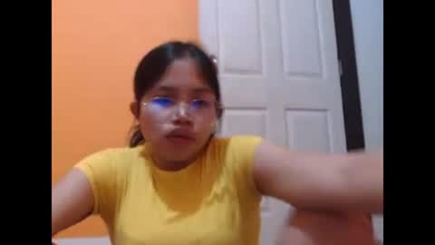 Snapshot of xxana_pinay_26xx chatting on February 23, 6:28 am xxana_pinay_26xx online show from February 23, 6:28 am