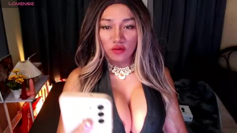 cinddy online show from May 19, 12:33 pm