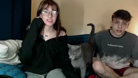 Cody  Akali online show from June 18, 9:14 am