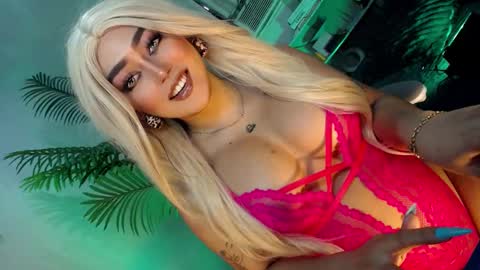 Snapshot of xxcumcatcherxx chatting on March 4, 2:06 am Jane online show from March 4, 2:06 am