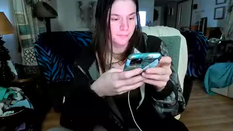 Snapshot of xxdana chatting on March 1, 3:43 am Deezy online show from March 1, 3:43 am