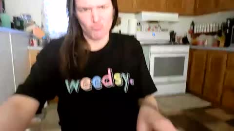 Snapshot of xxdana chatting on March 8, 11:28 pm Deezy online show from March 8, 11:28 pm
