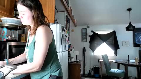Snapshot of xxdana chatting on September 23, 5:27 pm Deezy online show from September 23, 5:27 pm