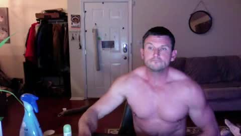 Snapshot of xxedgemaster101 chatting on February 7, 8:40 am xxedgemaster101 online show from February 7, 8:40 am