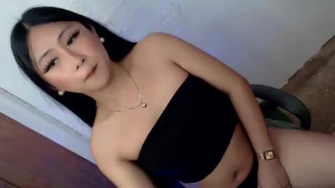 Janae online show from December 19, 1:23 am