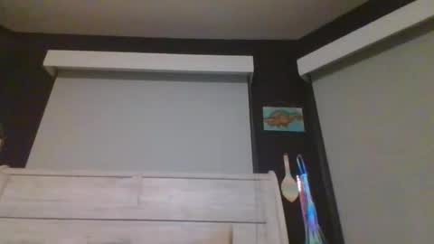 xxfrecklez online show from December 15, 2:27 am