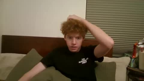 Snapshot of xxginger_ chatting on September 27, 1:43 am XxGinger online show from September 27, 1:43 am