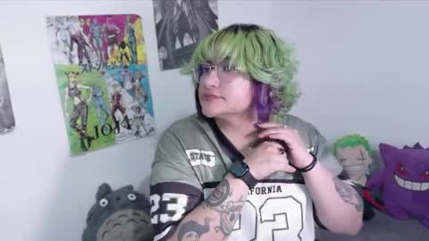 Snapshot of xxgreengoodxx chatting on April 18, 7:07 pm xxgreengoodxx online show from April 18, 7:07 pm