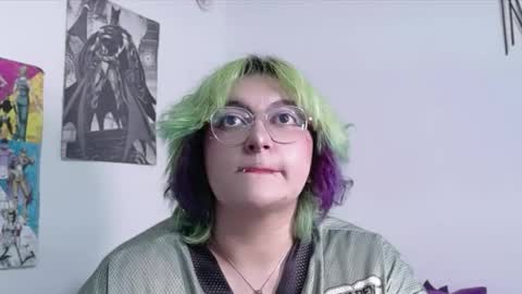Snapshot of xxgreengoodxx chatting on April 18, 7:58 pm xxgreengoodxx online show from April 18, 7:58 pm