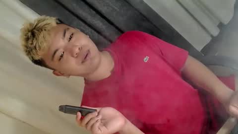 Snapshot of xxhotloyd_cummerx chatting on March 10, 5:07 pm Loyd online show from March 10, 5:07 pm