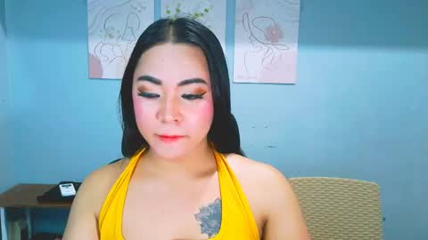 xxirene online show from May 18, 6:25 pm