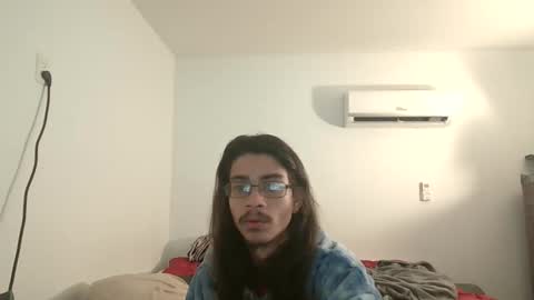 Snapshot of xxjasoneecxx chatting on January 6, 2:25 pm XxJasoneecxX online show from January 6, 2:25 pm
