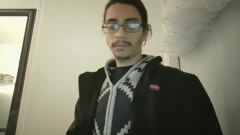 Snapshot of xxjasoneecxx chatting on January 9, 3:26 am XxJasoneecxX online show from January 9, 3:26 am