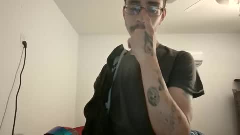 Snapshot of xxjasoneecxx chatting on January 11, 12:55 am XxJasoneecxX online show from January 11, 12:55 am