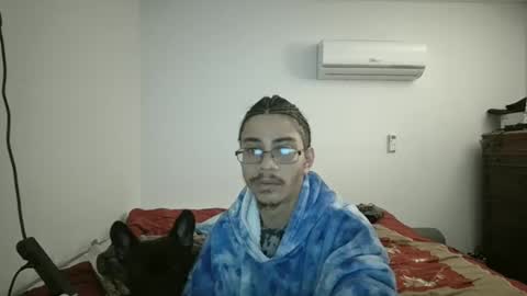 Snapshot of xxjasoneecxx chatting on January 13, 2:39 am XxJasoneecxX online show from January 13, 2:39 am